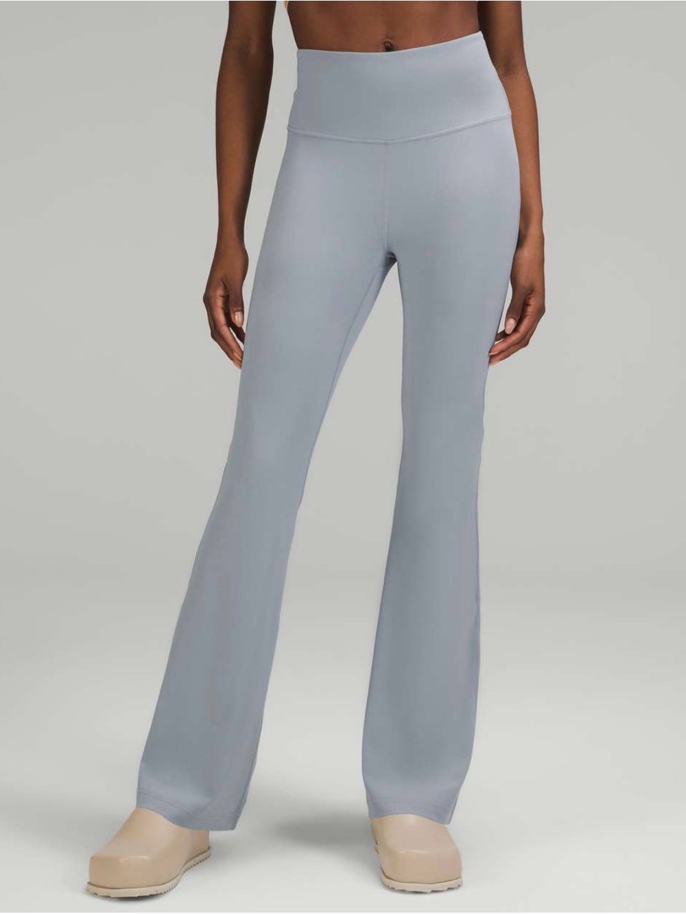 Lululemon Groove Super-High-Rise Flared
Pant *Nulu - Chambray